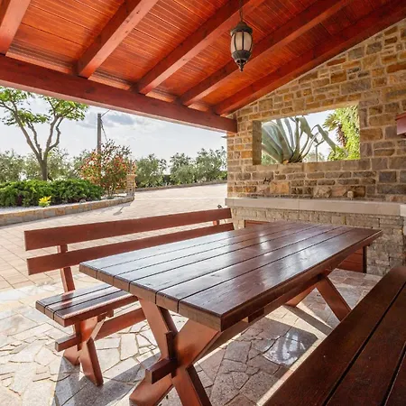 Apartman 1 Bedroom Amazing In *