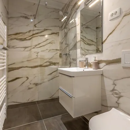 Stunning Apartment In Secovlje With Wifi Lejlighed